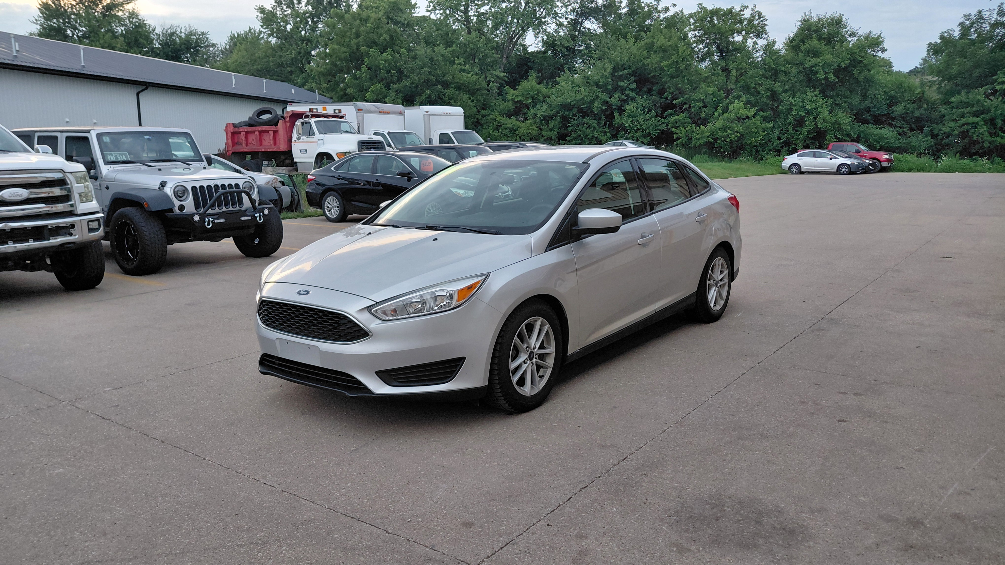 2018 Ford Focus SE - image 3